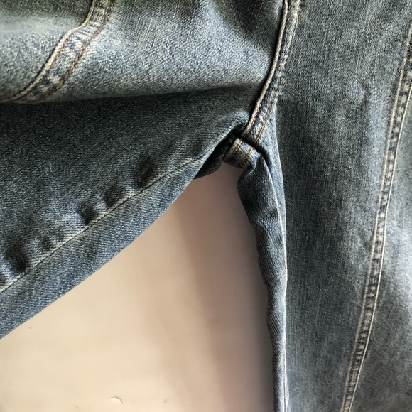 NWOT Reformation Jeans Suzie Jean, Wash Rhine, 23 - Picture 11 of 12